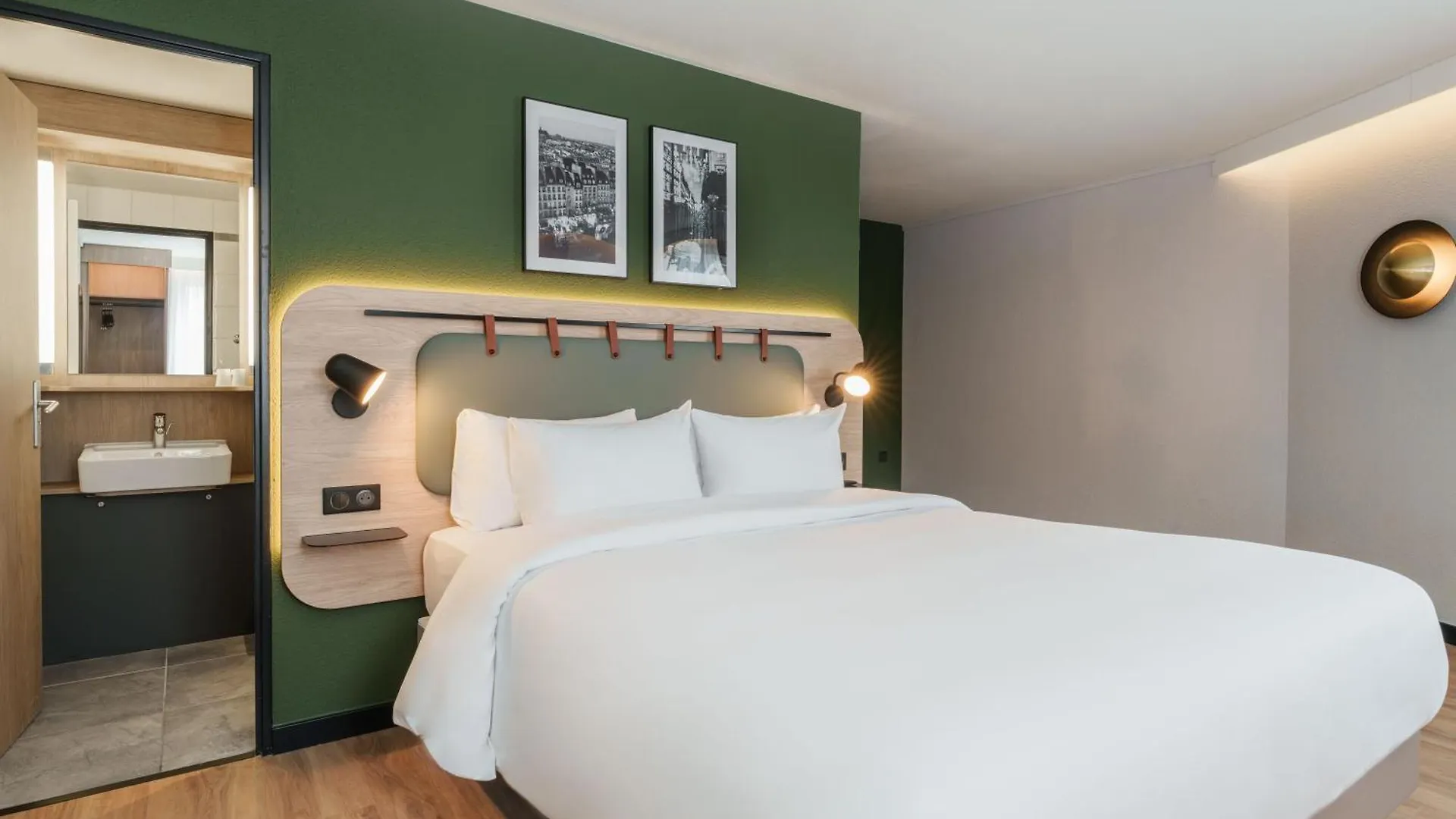 Campanile Prime 19 - La Paryż
