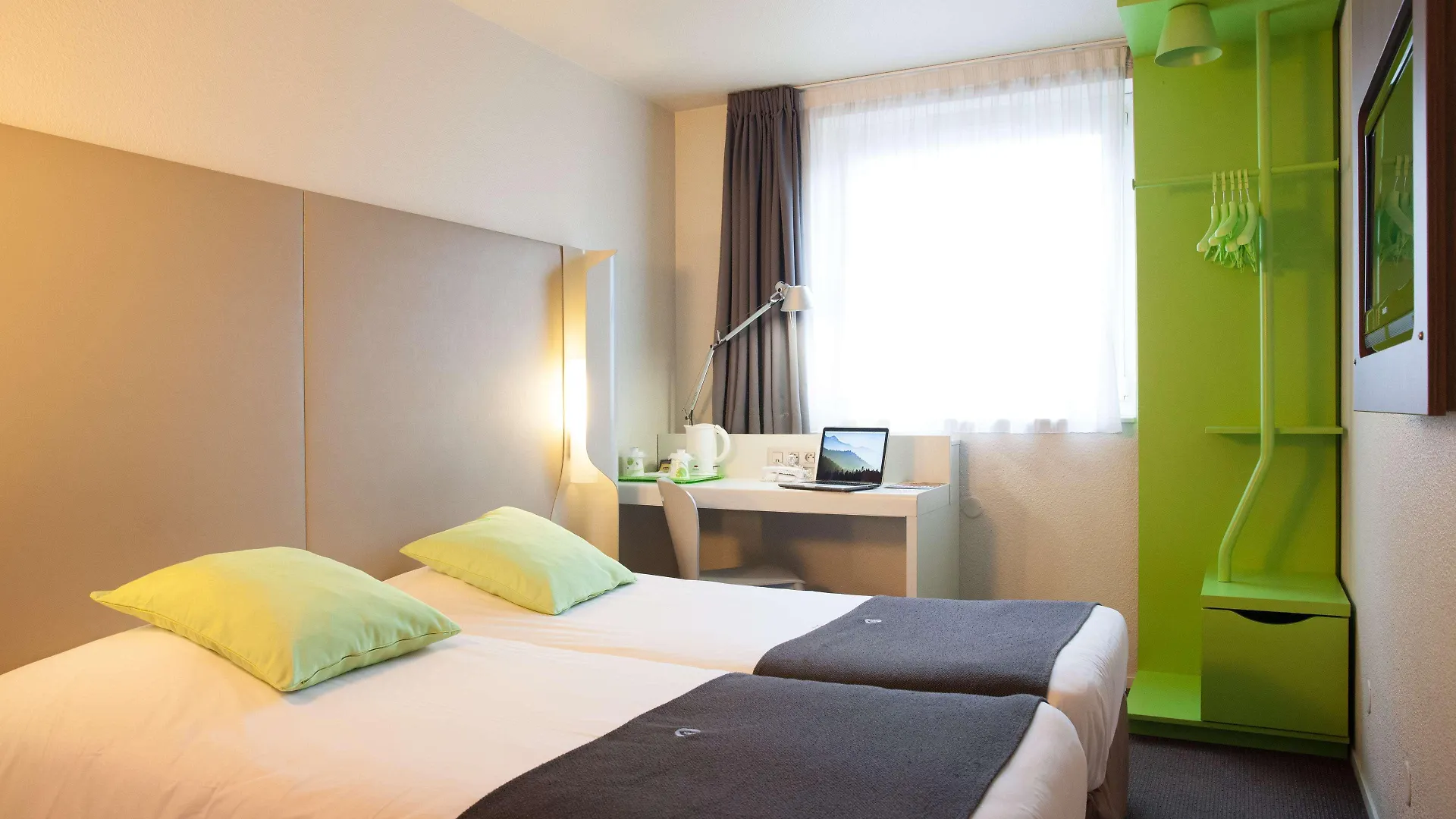 Campanile 19 - La Hotel Paris