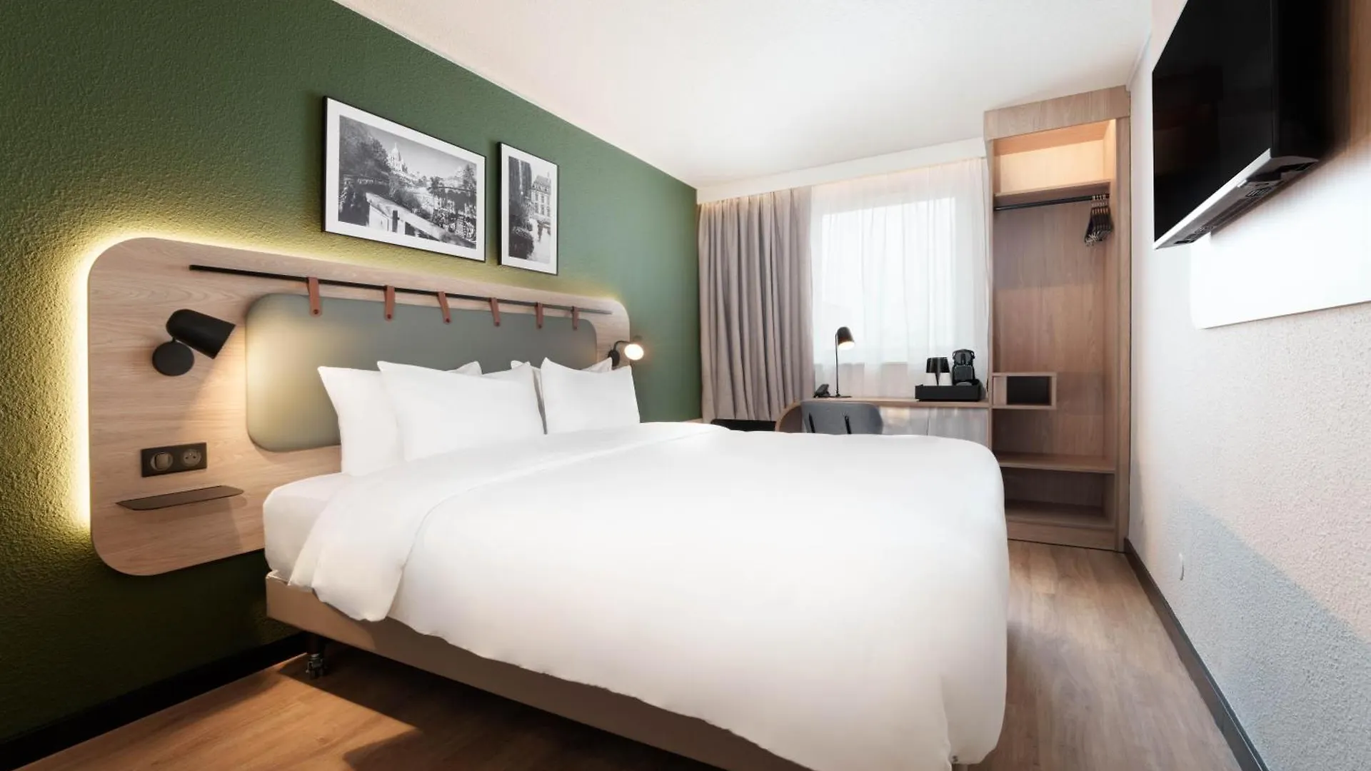 Hotel Campanile 19 - La 3*