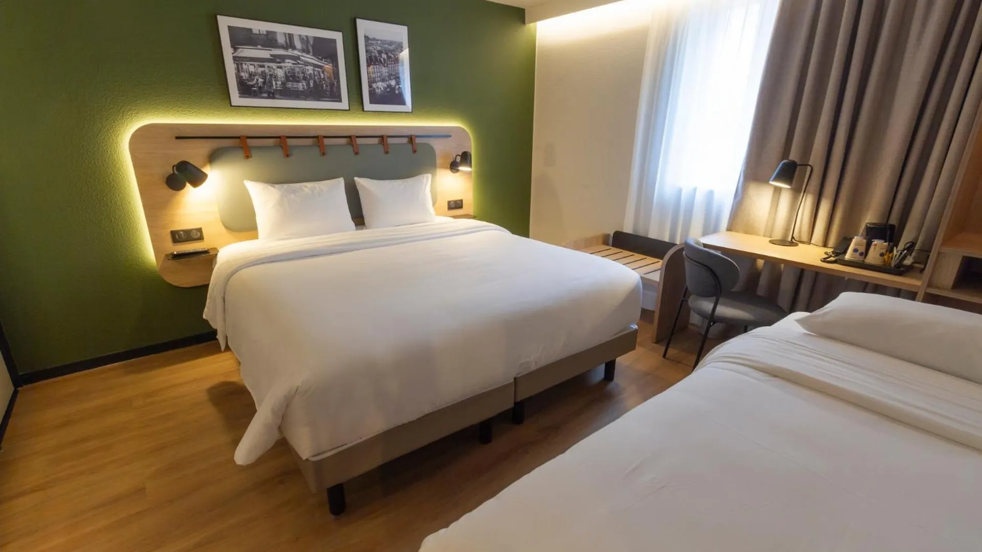 Campanile 19 - La 3* Paris